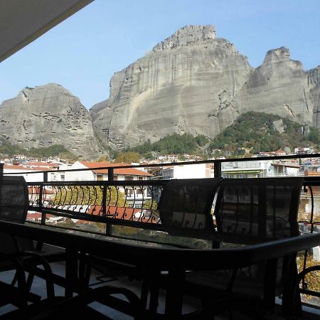Meteora Panorama At The City Center 칼람파카 외부 사진