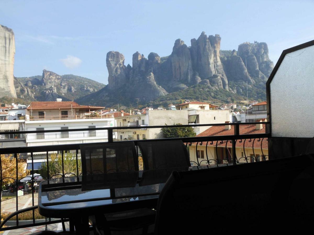 Meteora Panorama At The City Center 칼람파카 외부 사진